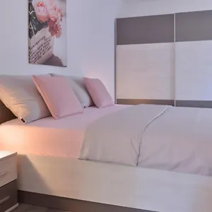 Piano Apartment Rijeka